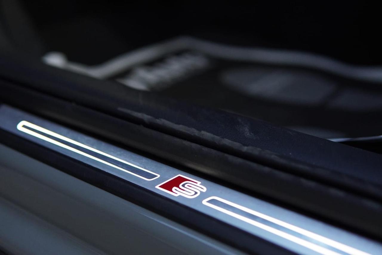 Audi Q2 35 TDI S tronic line Edition TETTO APRIBILE,VIRTUAL COCKPIT,NAVI,APPLE CARPLAY,ANDROID AUTO