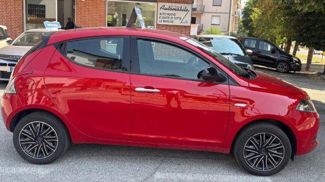 LANCIA Ypsilon 1.0 FireFly 5 porte S&S Hybrid Silver Plus 5 POSTI