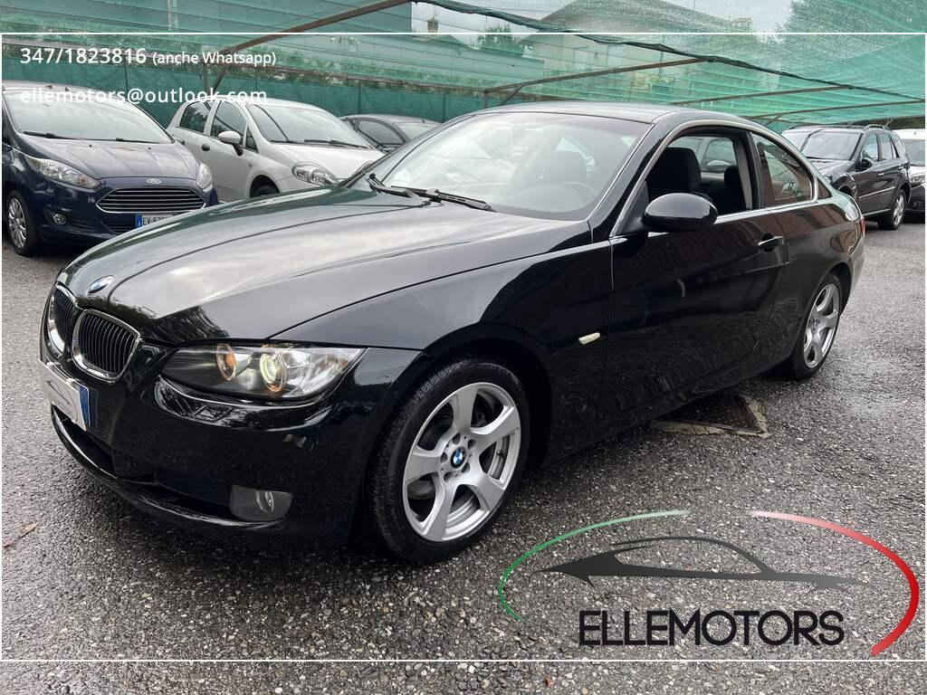 BMW Serie 3 Coupe 325 i Attiva