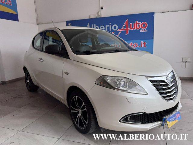 LANCIA Ypsilon 1.2 69 CV 5 porte Platinum