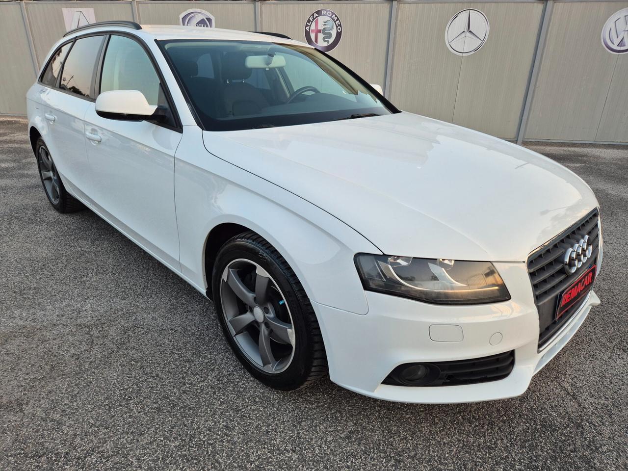 Audi A4 2.0 TDI 143 CV AUTOMATICA NUOVA FULL 2010