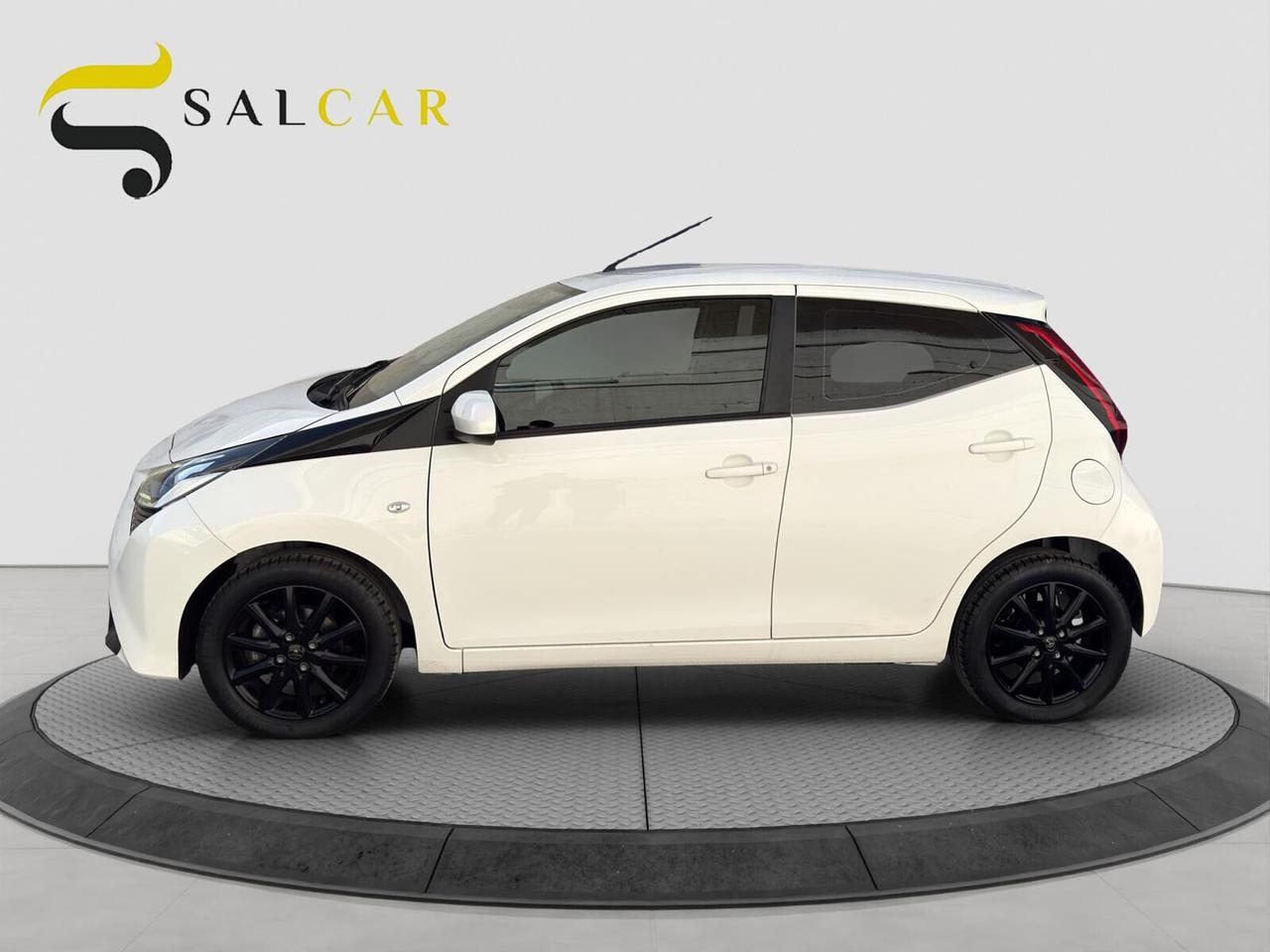 Toyota Aygo 5p 1.0 72cv x-clusiv 2020