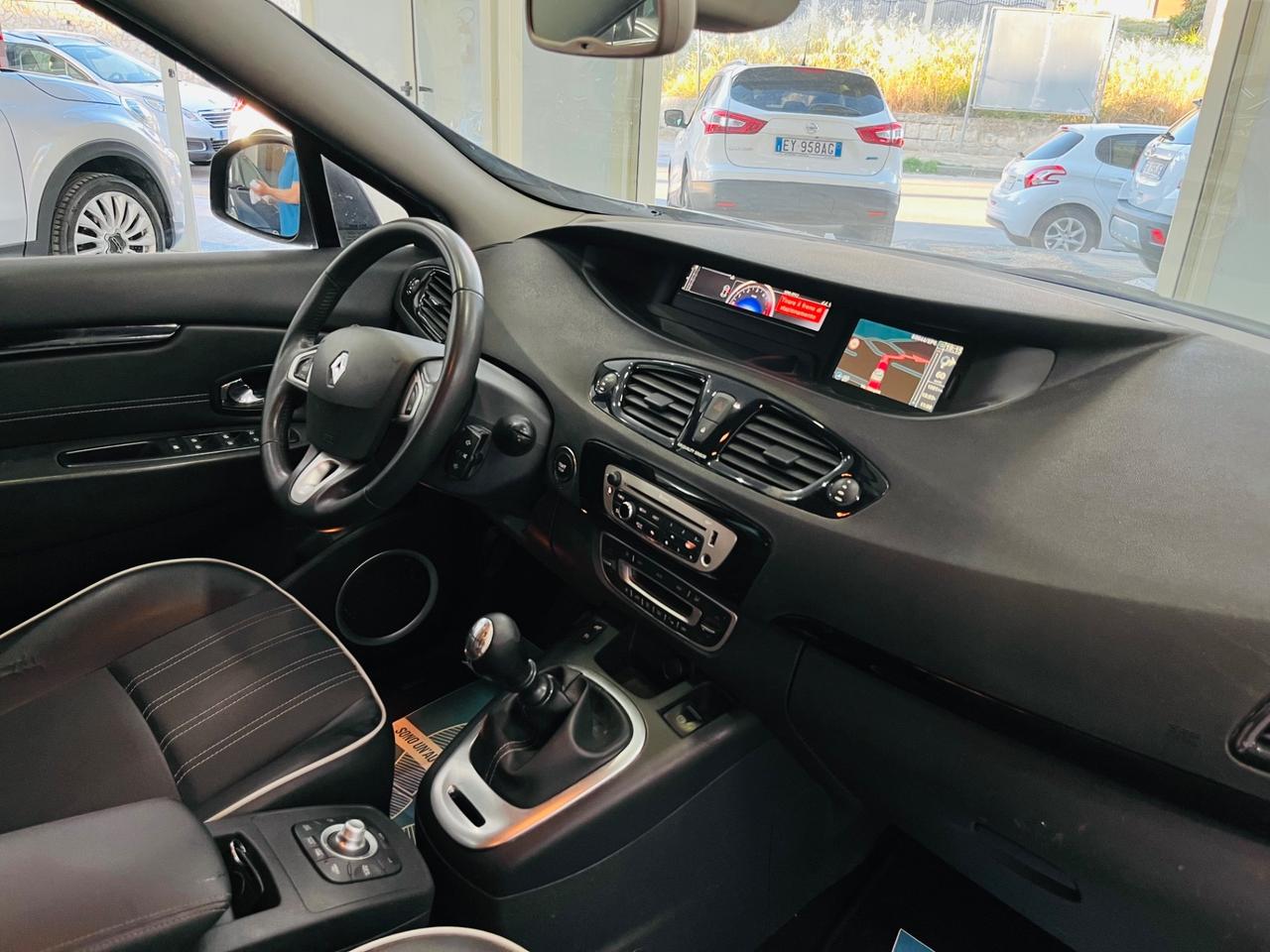 Renault Scenic XMod 1.5 dCi 110CV anno 2012 italiana