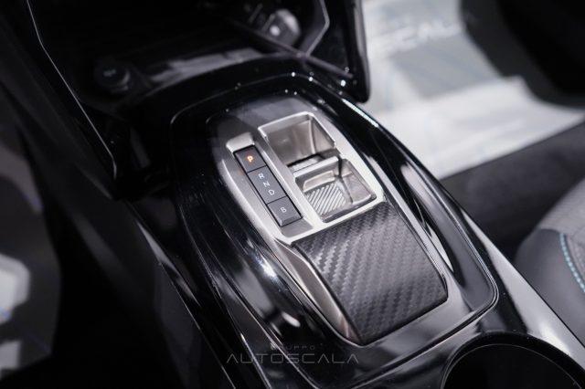 PEUGEOT 2008 motore elettrico 136cv Allure