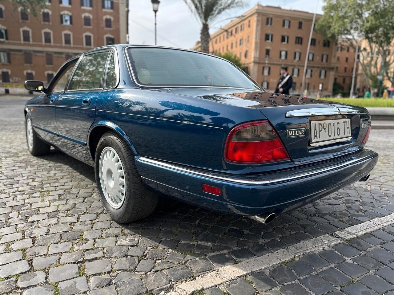 Jaguar Xj6 AUTOMATICA 85.000KM ORIGINALI ASI