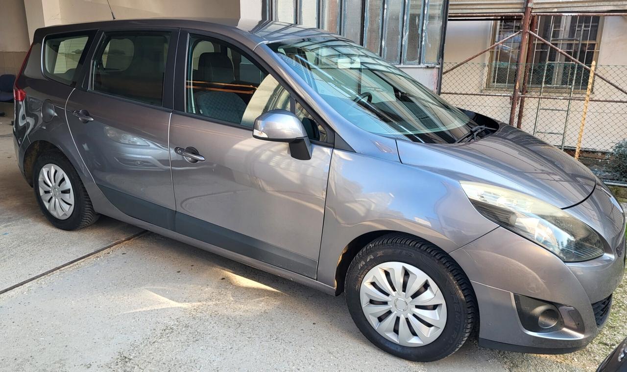 Renault grand Scenic 1.5 dCi 110CV 7 posti