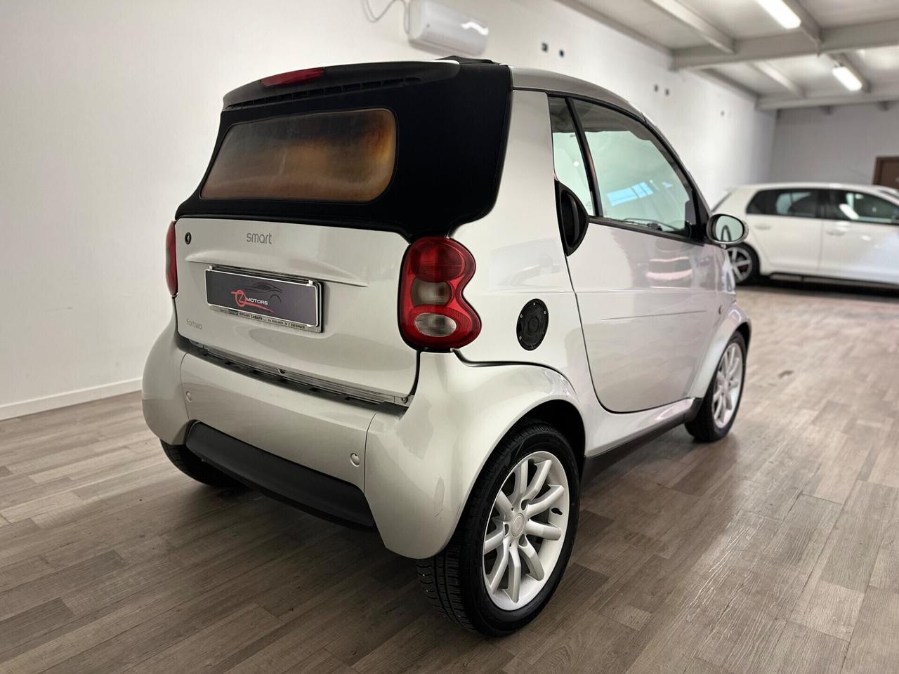 Smart ForTwo 700 cabrio pure (45 kW)