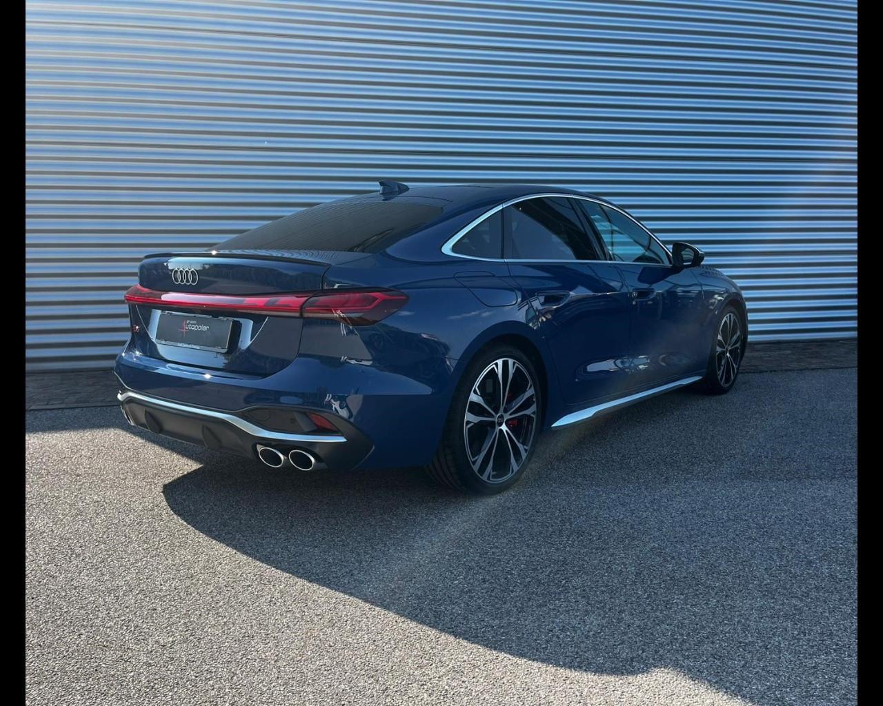 AUDI S5 SEDAN TFSI S-TRONIC