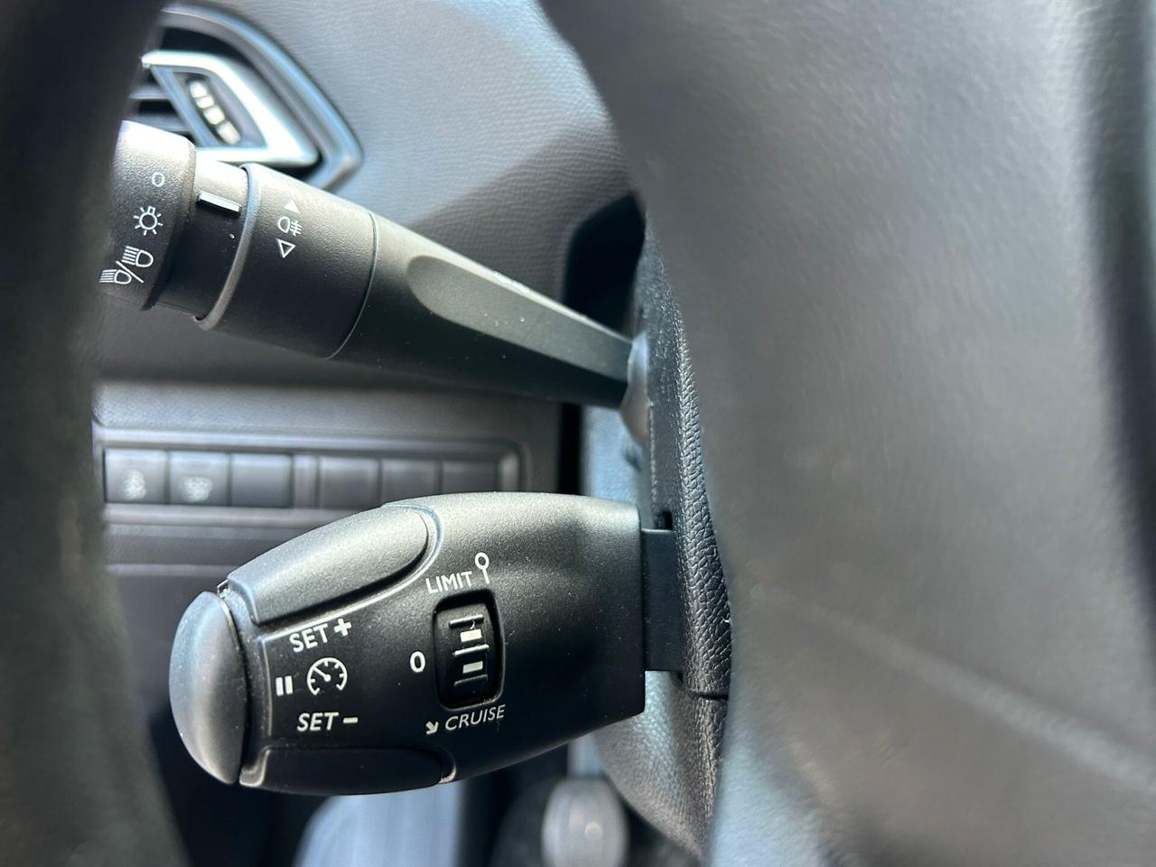 Peugeot 308 BlueHDi Business 2015