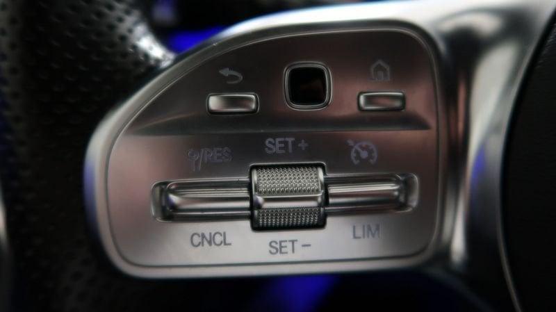 Mercedes-Benz Classe A A 180 d Premium Night edition auto