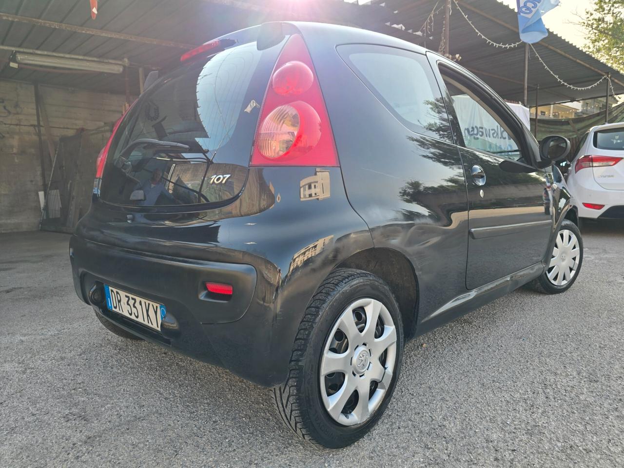 Peugeot 107 1.0benz 68CV full opt 2009