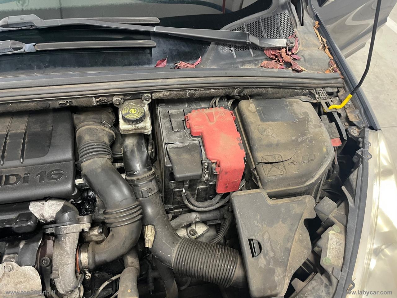 PEUGEOT 308 1.6 HDi 110 CV 5p. Tecno