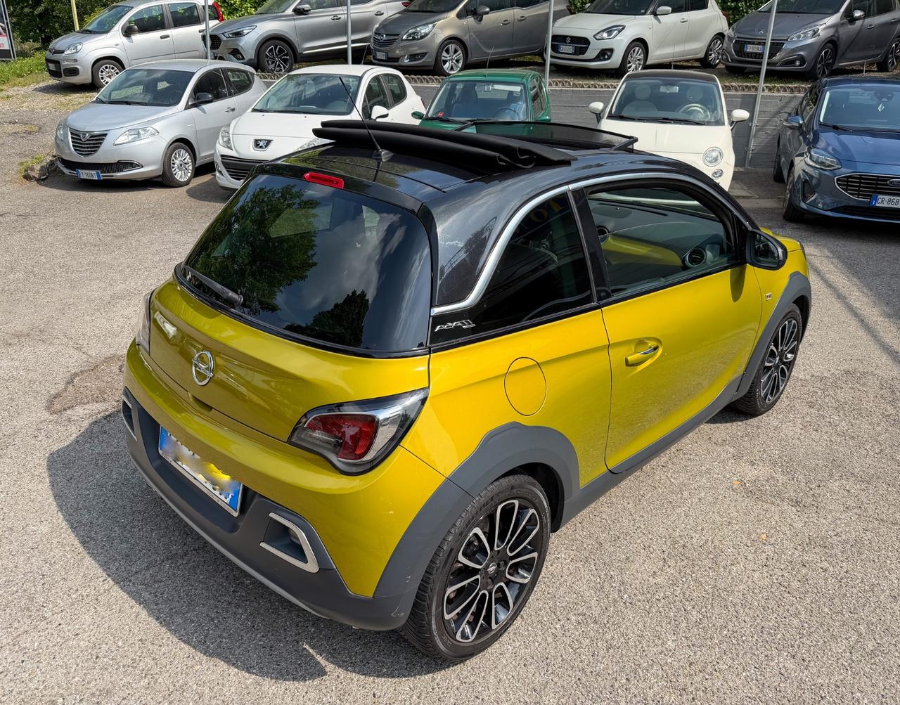 Opel Adam Rocks 1.0 cabrio 66000KM