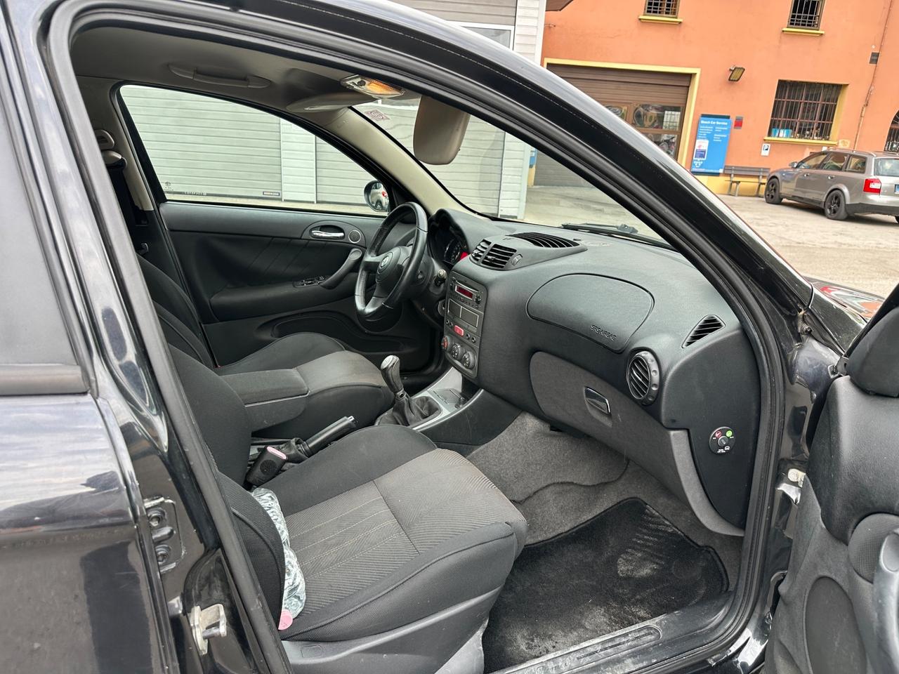 Alfa Romeo 147 1.6 16V TS 5 porte Distinctive Gpl