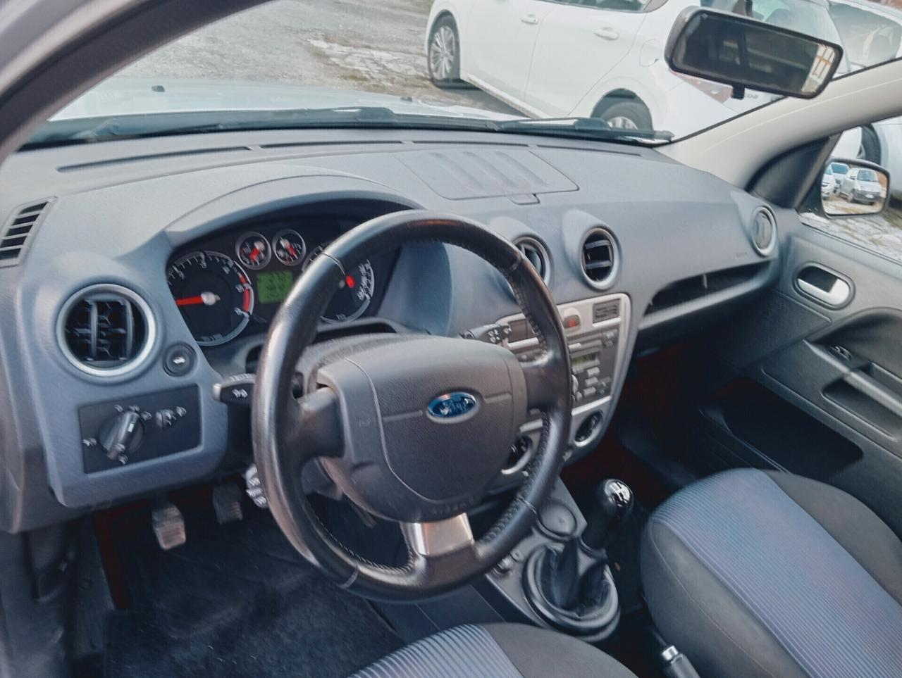 Ford Fusion 1.4 TDCi 5p. Titanium