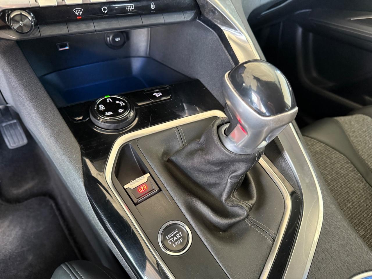 Peugeot 3008 BlueHDi 130 S&S Allure