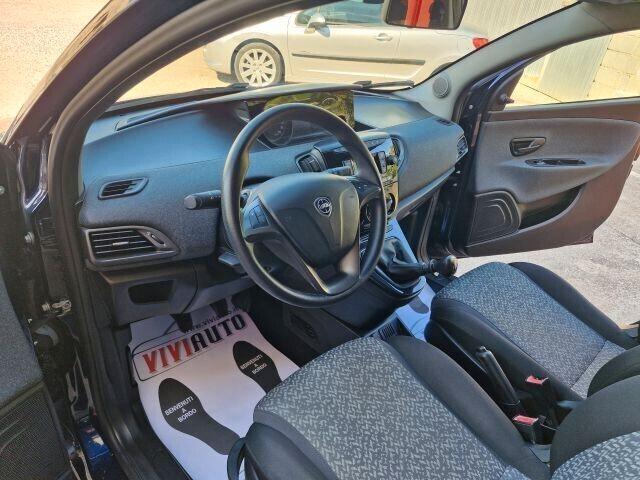 Lancia Ypsilon 1.2 69 CV 5 porte GPL Ecochic Elefantino Blu