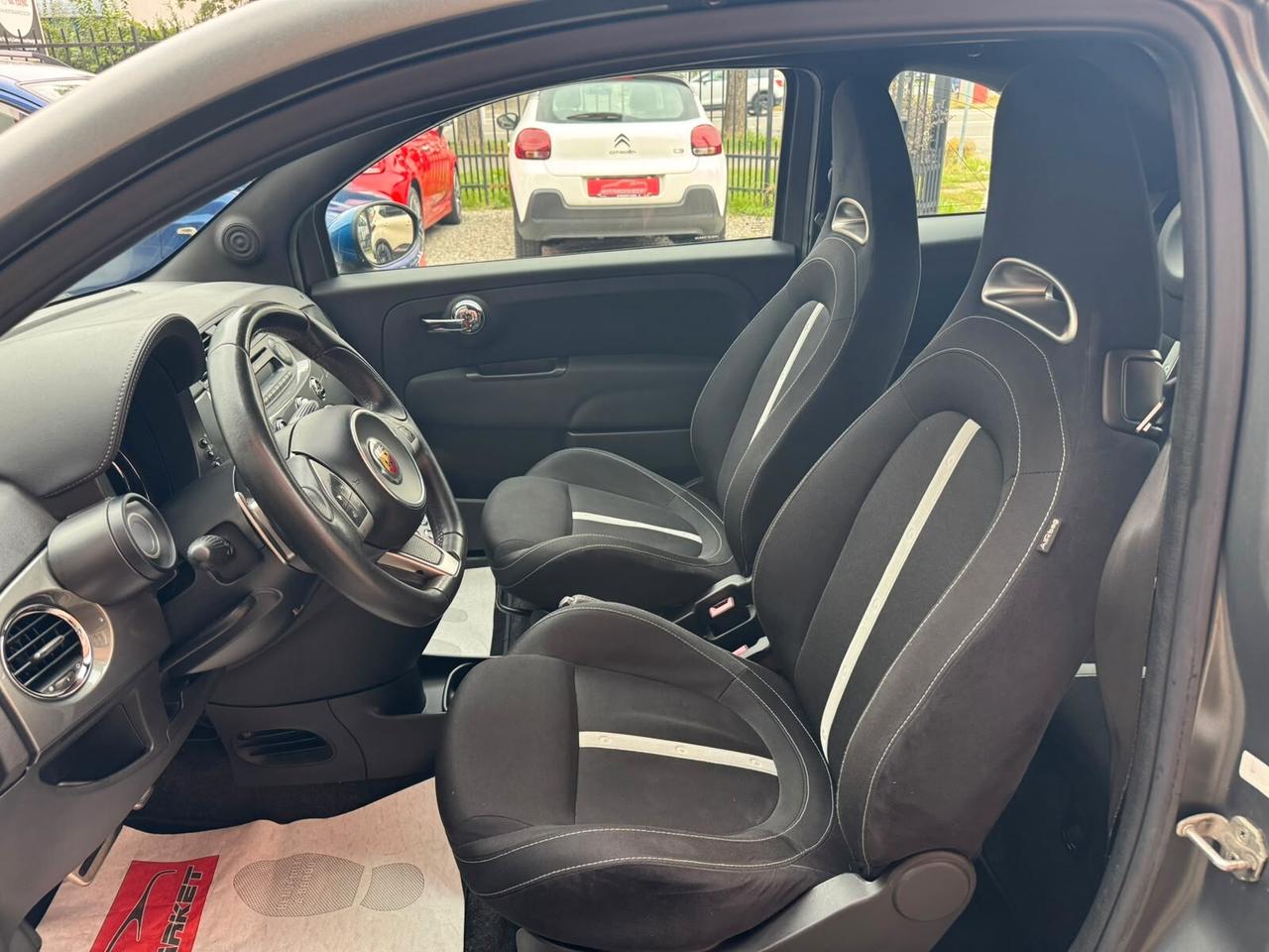 Abarth 595 C 1.4 Turbo T-Jet 140 CV MTA