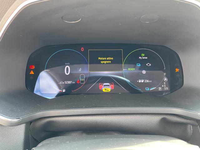 RENAULT Captur Plug-in Hybrid E-Tech 160 CV Initiale Paris