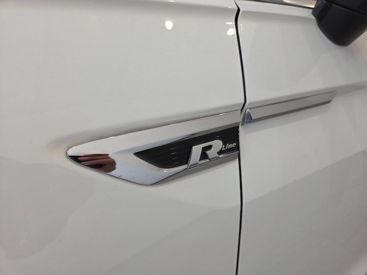 Volkswagen Tiguan 2.0 TDI SCR DSG RLINE EDITION