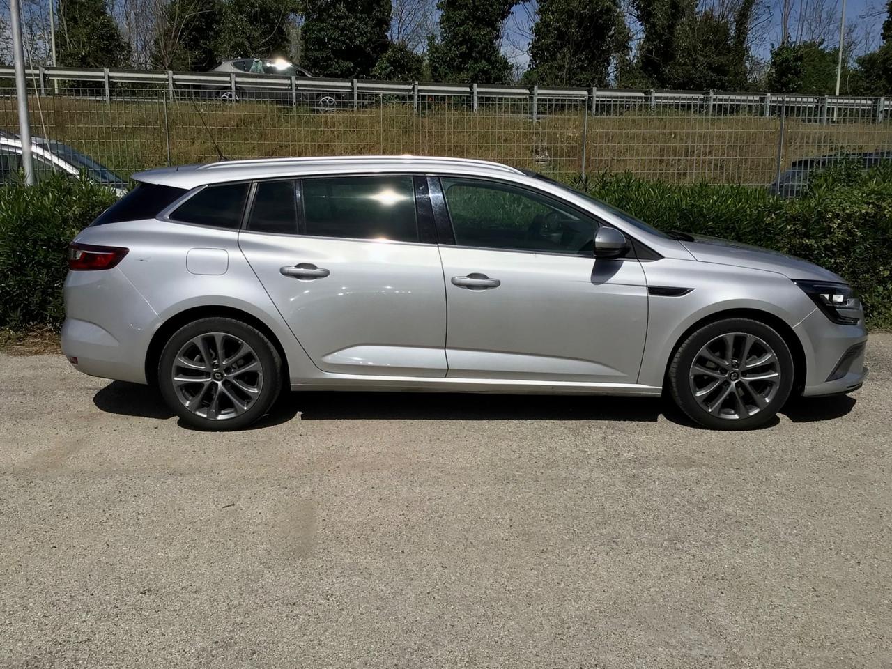 Renault Megane Mégane Sporter TCe 140 CV Intens sw