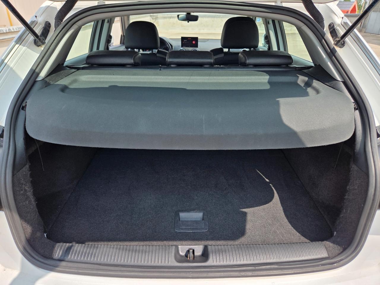 Audi Q2 2.0 TDI quattro S tronic Business