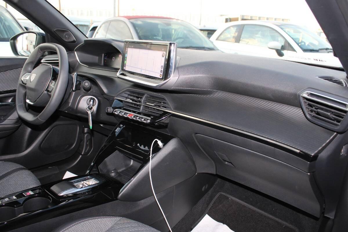 Peugeot 2008 1.2 Allure s&s 130cv eat8 con TELECAMERA A 360°