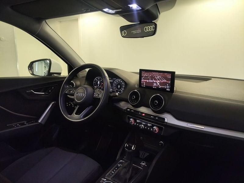Audi Q2 Q2 35 2.0 tdi Identity Black s-tronic