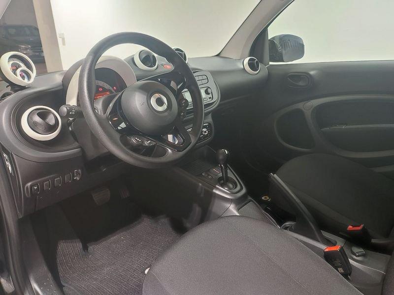 smart fortwo EQ Pure