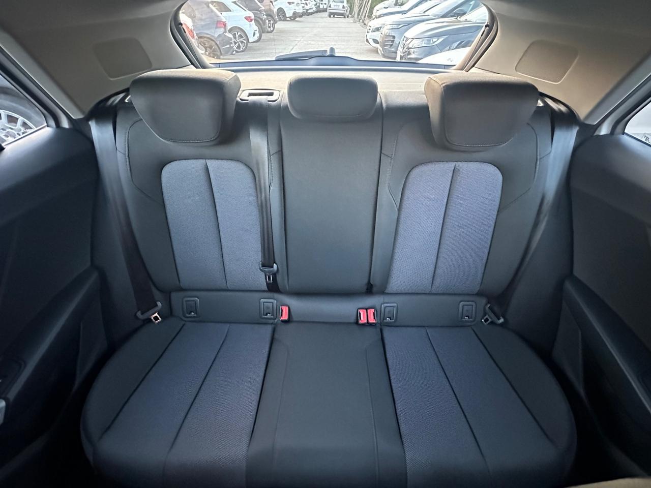 Audi Q2 30 TDI S tronic line Edition