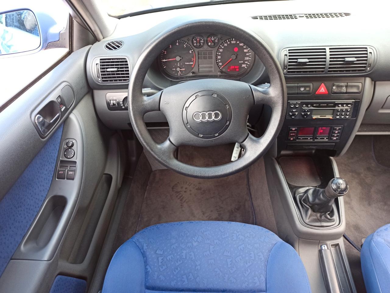 Audi A3 1.6 cat 3p. Ambiente