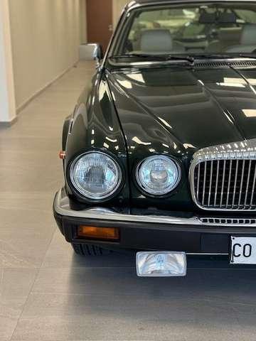 Jaguar Daimler Double Six