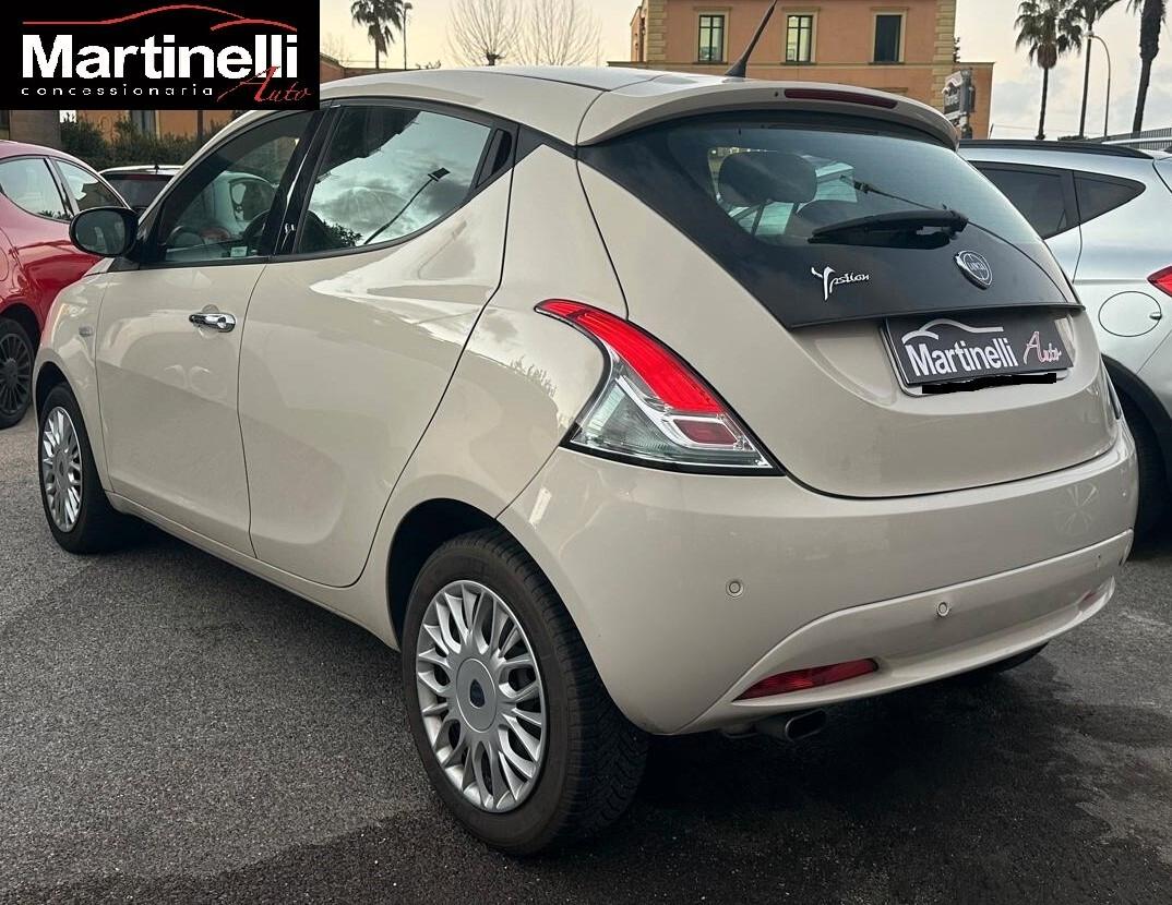 Lancia Ypsilon 1.2 69 CV 5 porte Gold