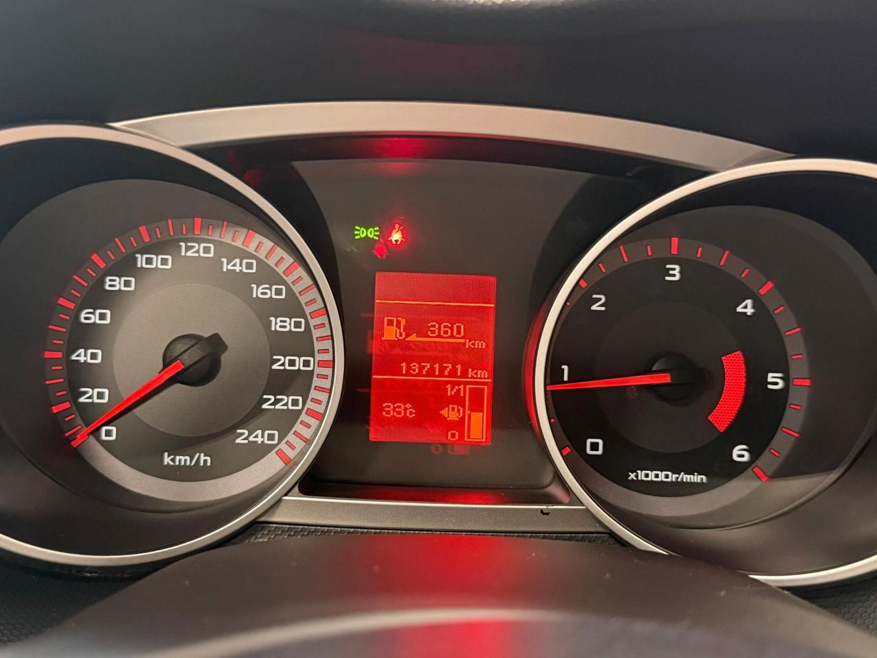Mitsubishi Outlander 2.0 DI-D Instyle 7 p.ti DPF