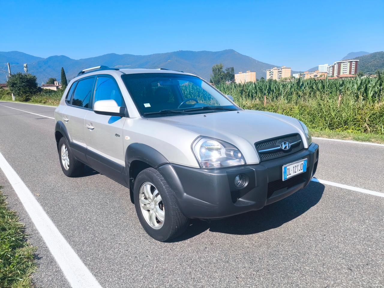 HYUNDAI TUCSON 4WD 2,0 G.P.L-KM 75000-