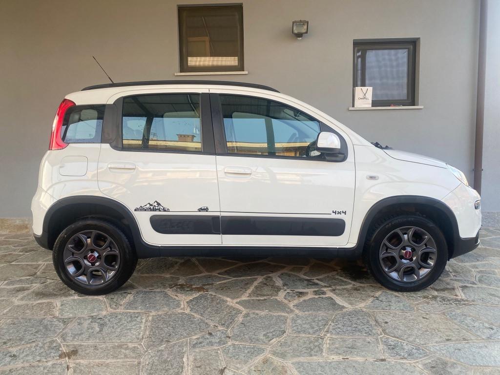 Fiat Panda 4x4 Panda 0.9 t.air turbo 4x4 85cv E6