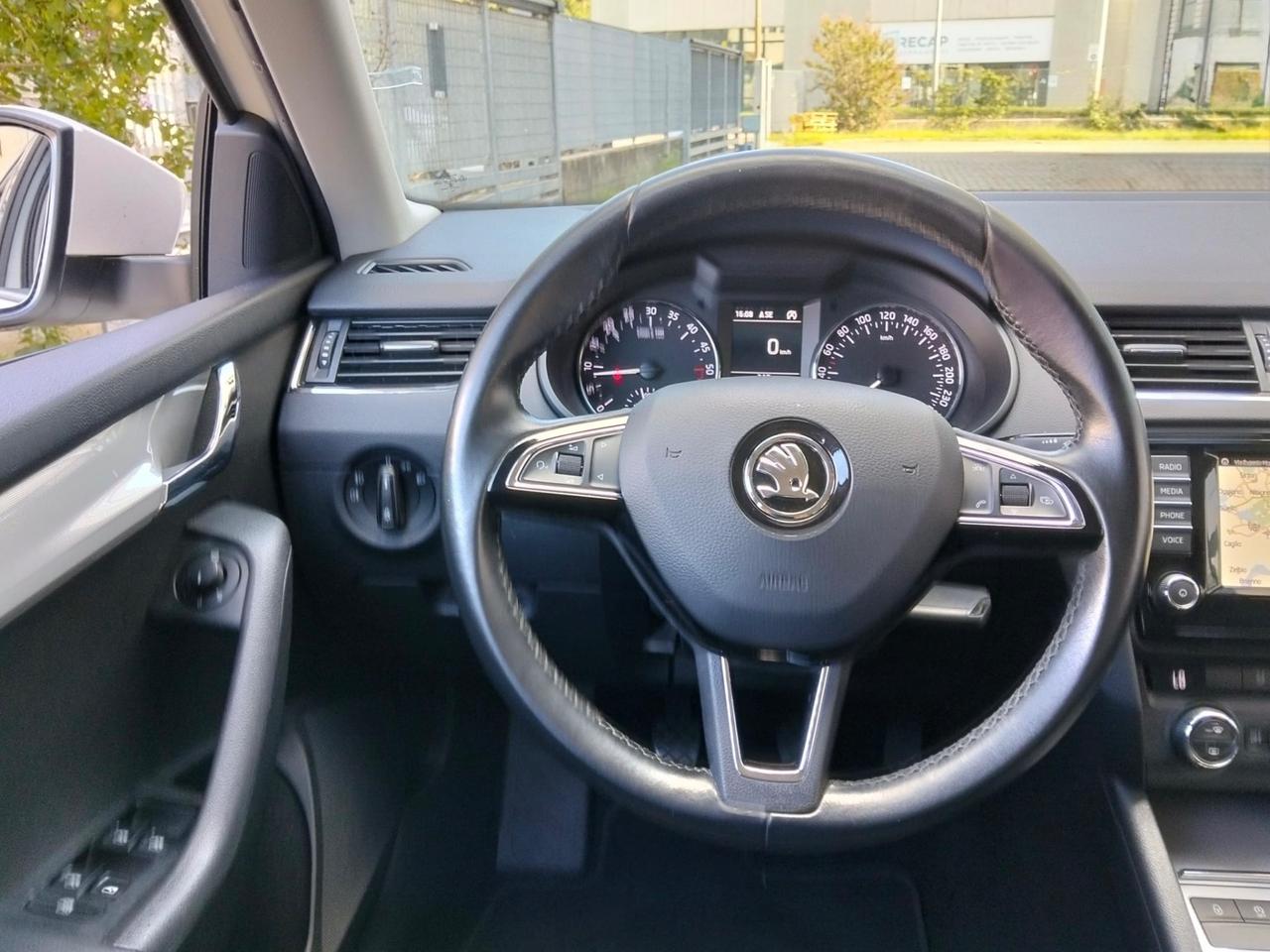 Skoda Octavia 1.6 TDI CR 110 CV 4x4 Wagon*S&S*Navi*E6