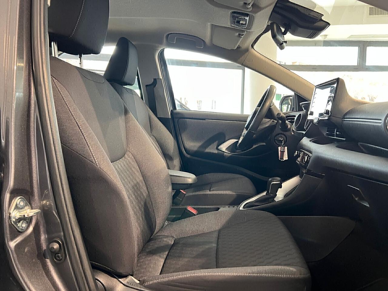 Toyota Yaris 1.5 Hybrid 5 porte Trend