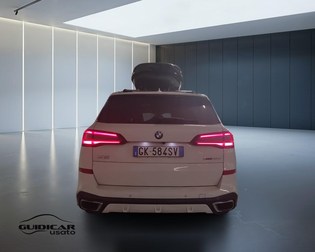 BMW X5 G05 2018 - X5 xdrive40d mhev 48V Msport auto 7p.ti