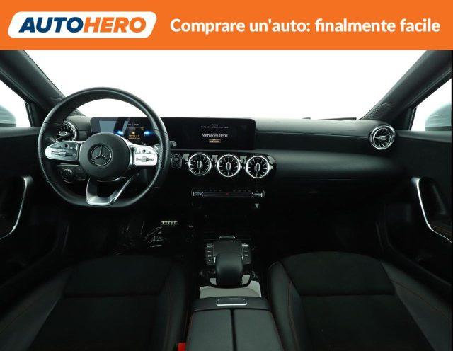 MERCEDES-BENZ A 200 Automatic Premium