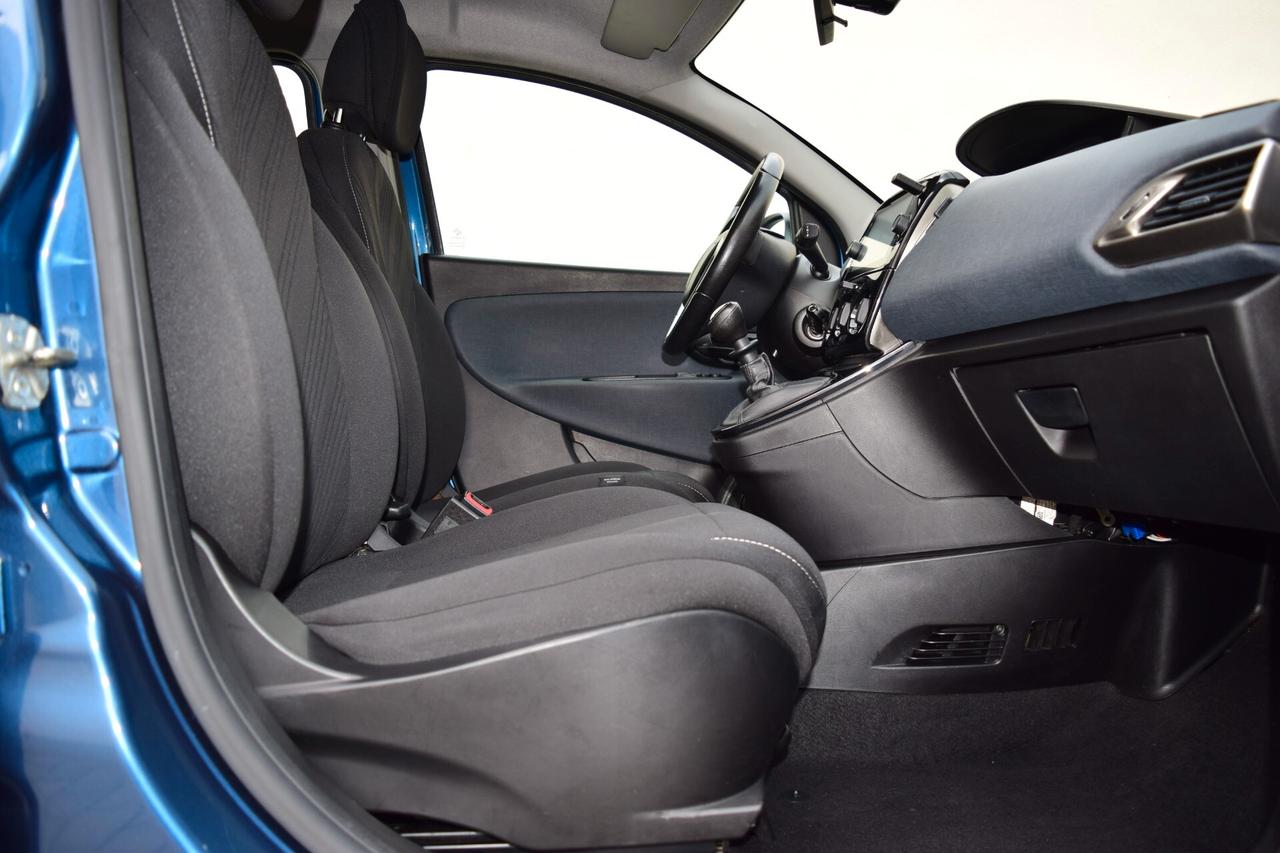 Lancia Ypsilon 1.0 Firefly Hybrid 70 cv Gold