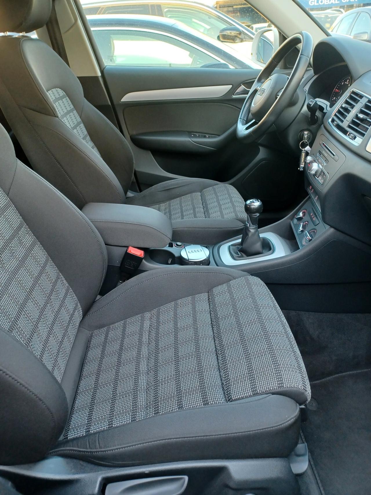 Audi Q3 2.0 TDI 120 CV Design UNICO PROPRIETARIO