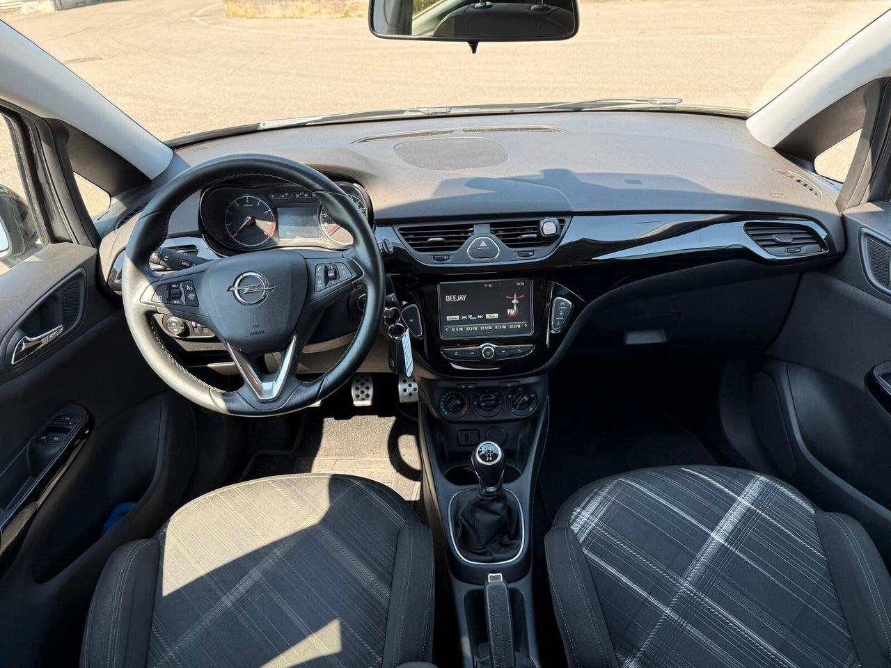 Opel Corsa 1.4 90CV GPL Tech 5 porte n-Joy