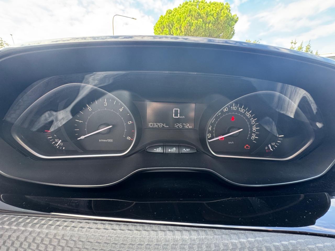 Peugeot 2008 BlueHDi 100 Active