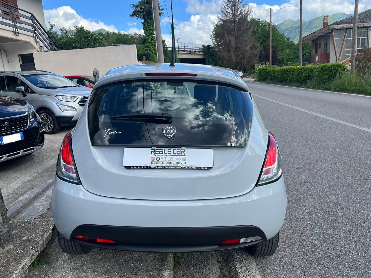 Lancia Ypsilon 1.2 BENZINA 69CV 5 porte Elefantino