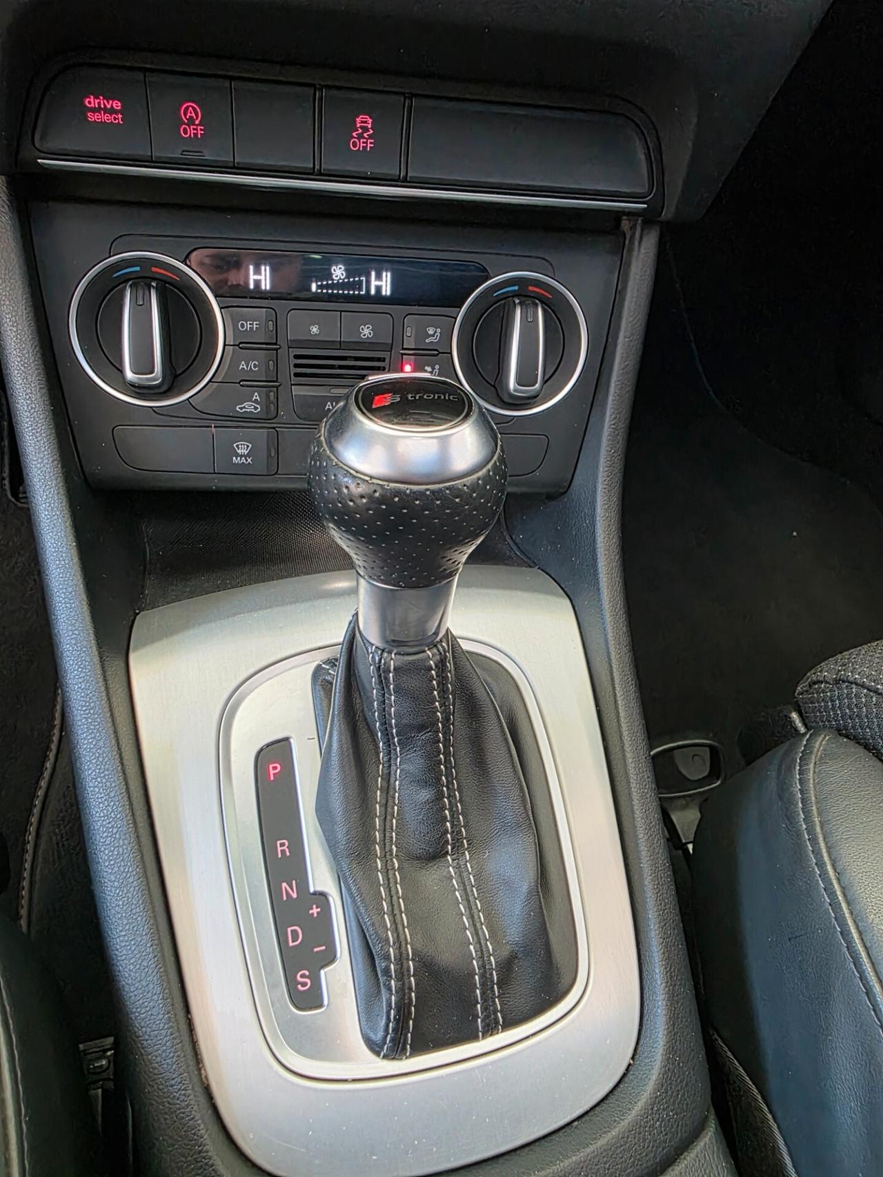 Audi Q3 2.0 150cv quattro Sline TETTO IVA ESPOSTA