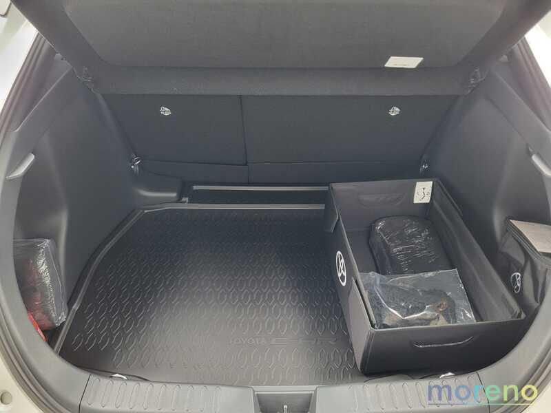 Toyota C-HR 1.8 hev Lounge fwd e-cvt