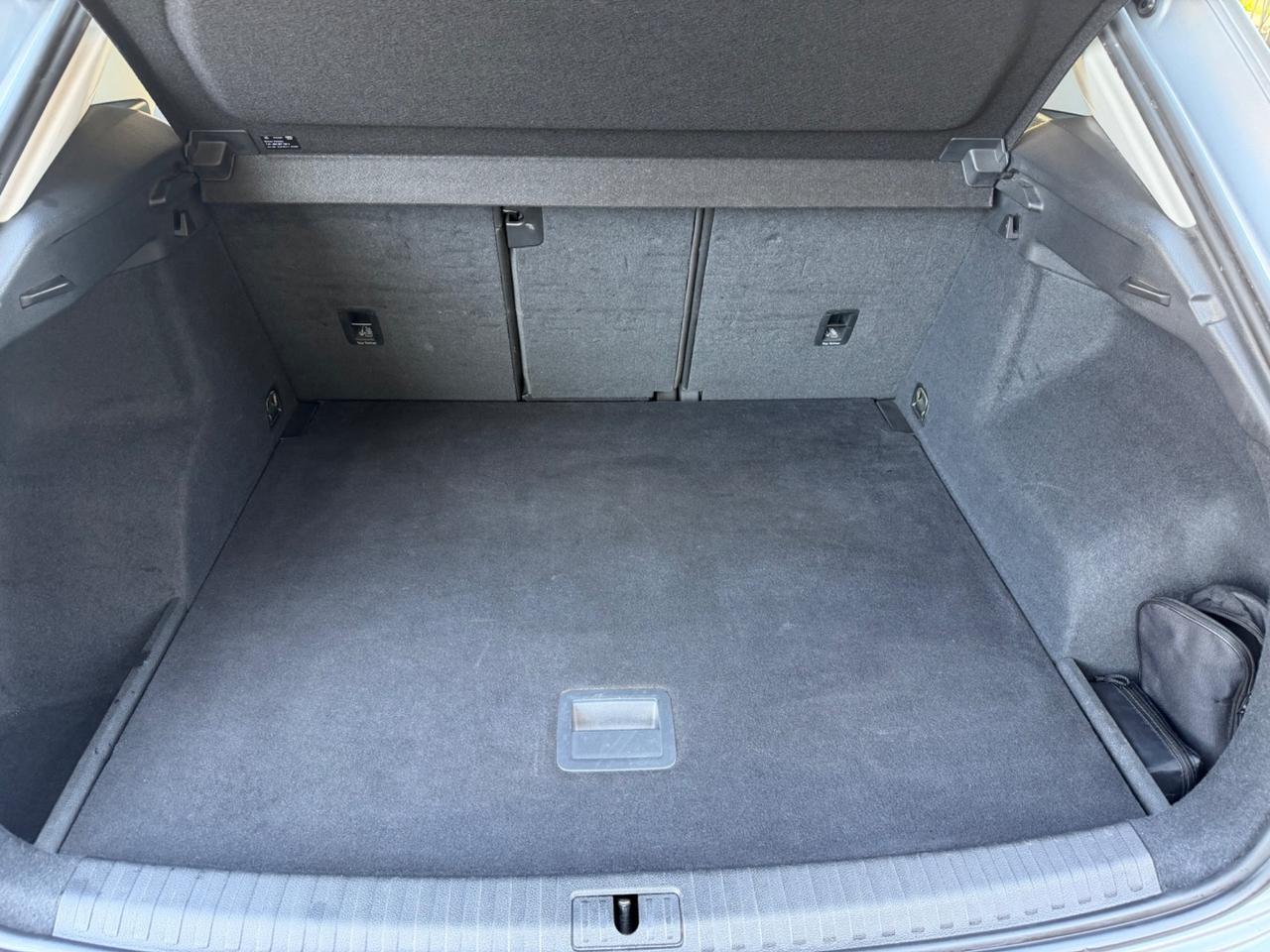 Audi Q3 35 TDI S tronic Business Advanced