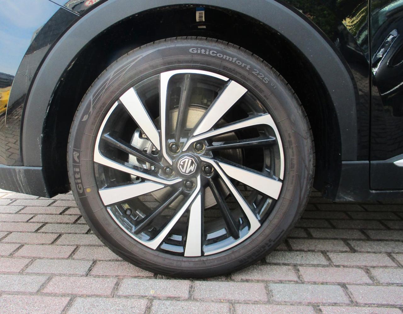 Mg ZS 1.5 hybrid+ Luxury auto TETTO/360