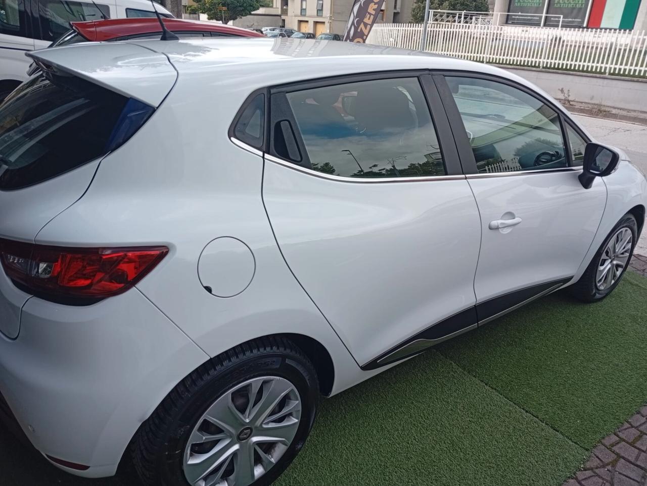Renault Clio dCi 8V 75CV Start&Stop 5 porte Energy Life